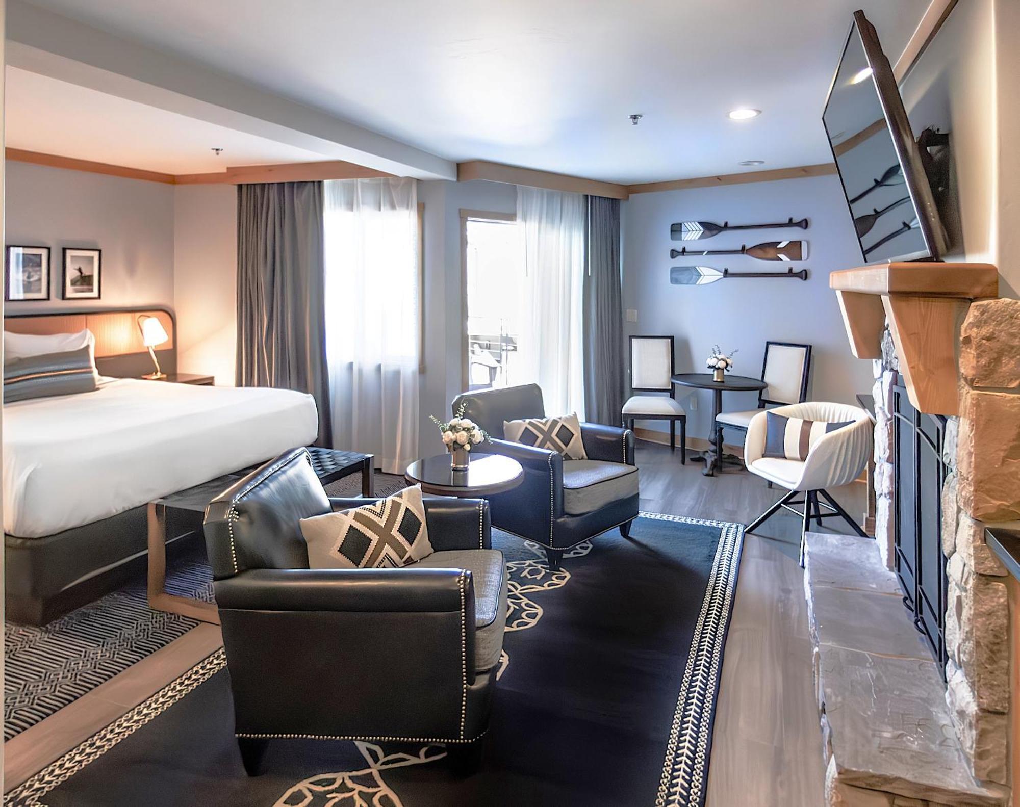 Premier King Room